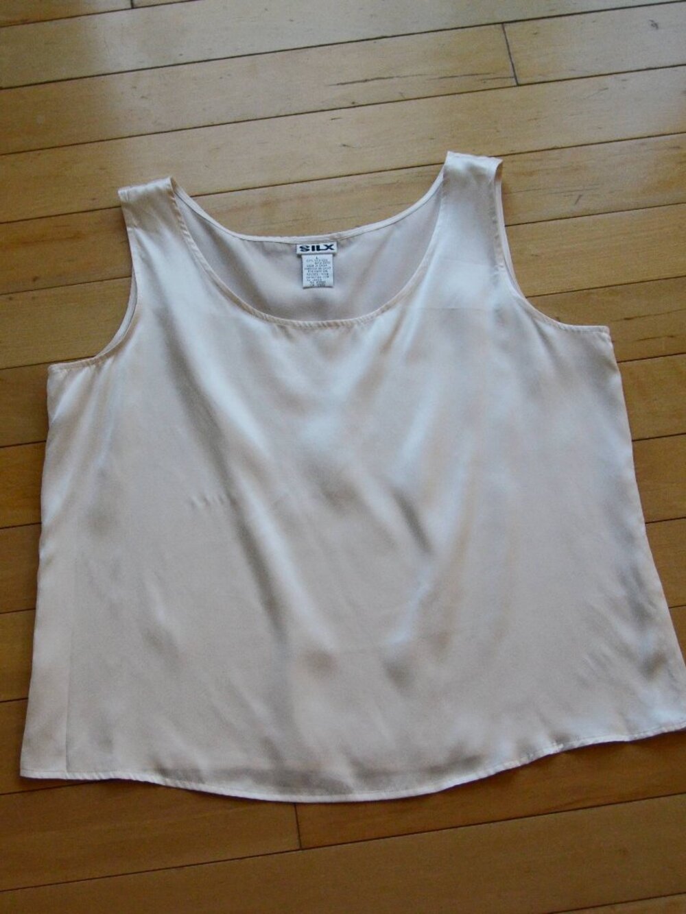 SILX 100% Silk Tank Top Size L champagne color